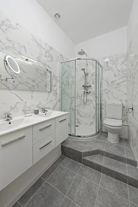 #18 Rossetti Suite 2 Bedrooms , Central Old Nice/Ac Francia